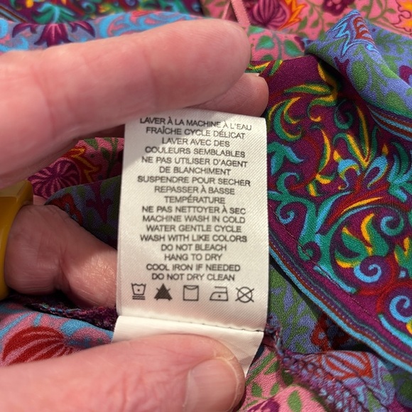 Dalia Floral Multicolor Women's Top.  Size M - Picture 9 of 9